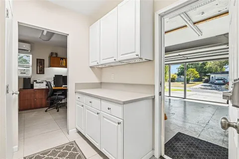 $850,000 | 2747 Jefferson Circle, Sarasota, FL 34239