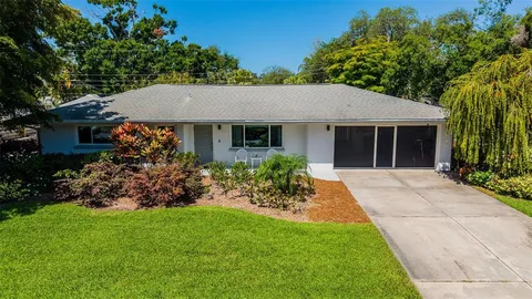 $850,000 | 2747 Jefferson Circle, Sarasota, FL 34239