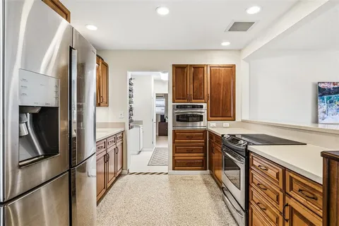 $850,000 | 2747 Jefferson Circle, Sarasota, FL 34239