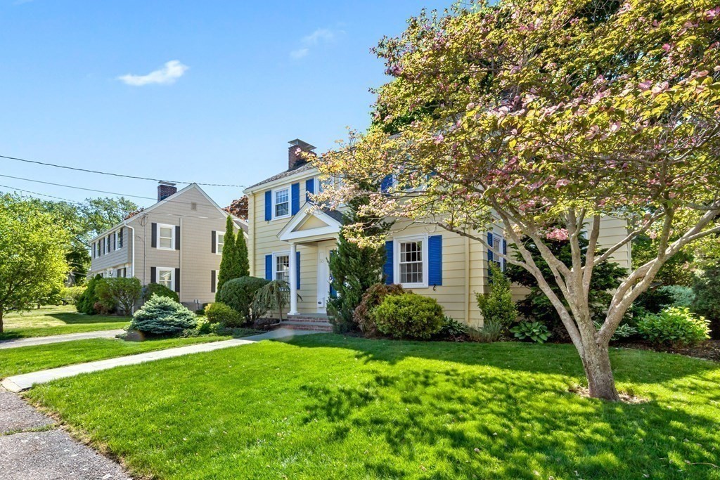 55 Eliot Road Arlington, MA 02474 - Photo 3 of 38 Gallery Image 3