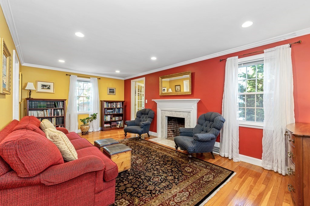 55 Eliot Road Arlington, MA 02474 - Photo 6 of 38 Gallery Image 6