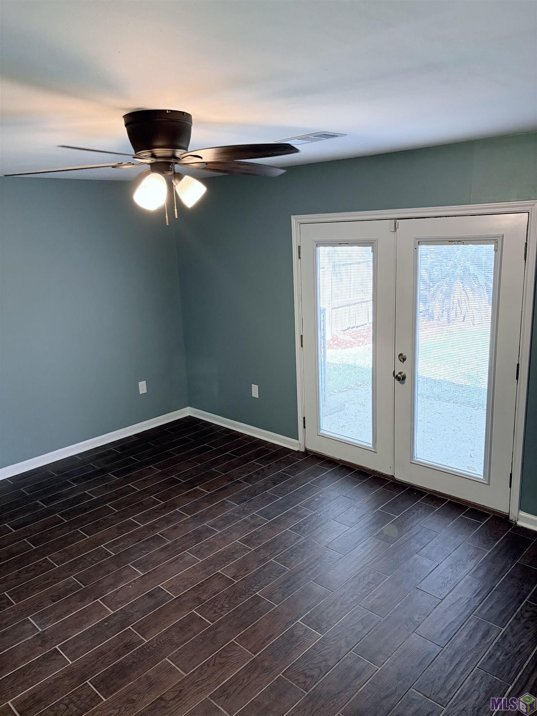 1905 Stonegate Court Baton Rouge, LA 70815 - Photo 19 of 42 Primary Bedroom