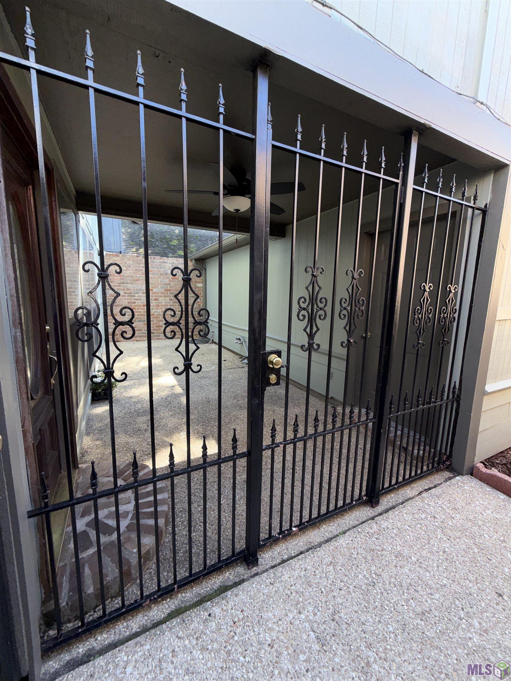 1905 Stonegate Court Baton Rouge, LA 70815 - Photo 7 of 42