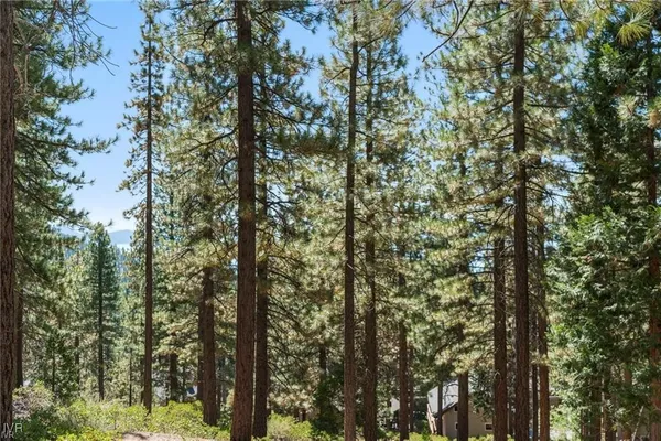 $649,000 | 1065 Lucerne Way, Incline Village, NV 89451