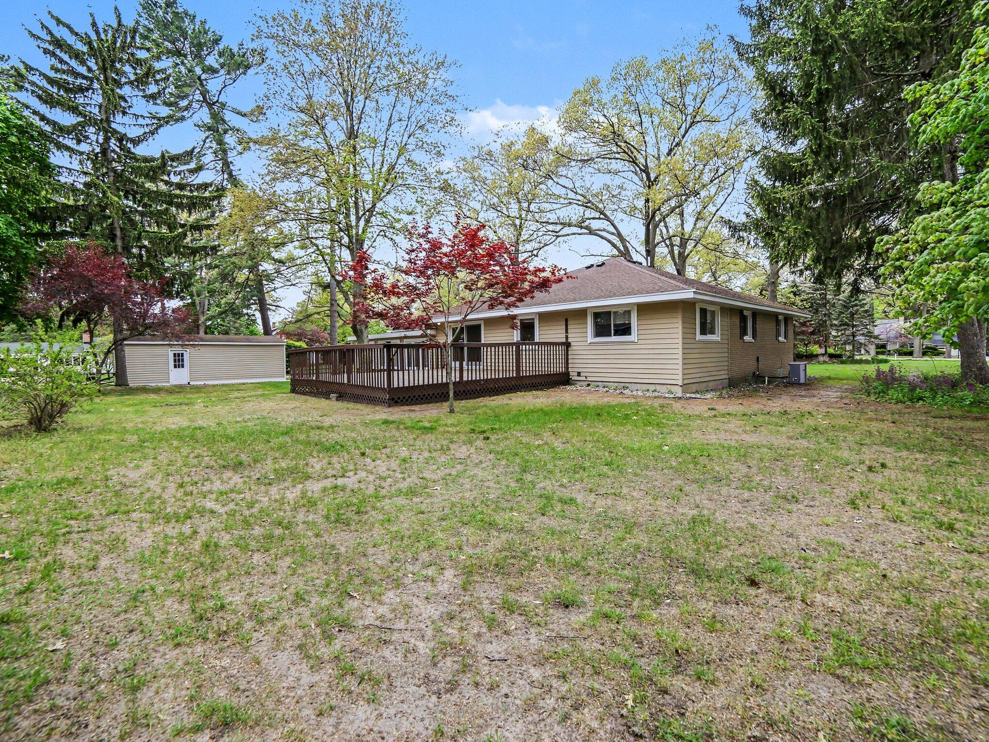 204 North Fruitport Road Spring Lake, MI 49456 - Photo 23 of 37 Rear