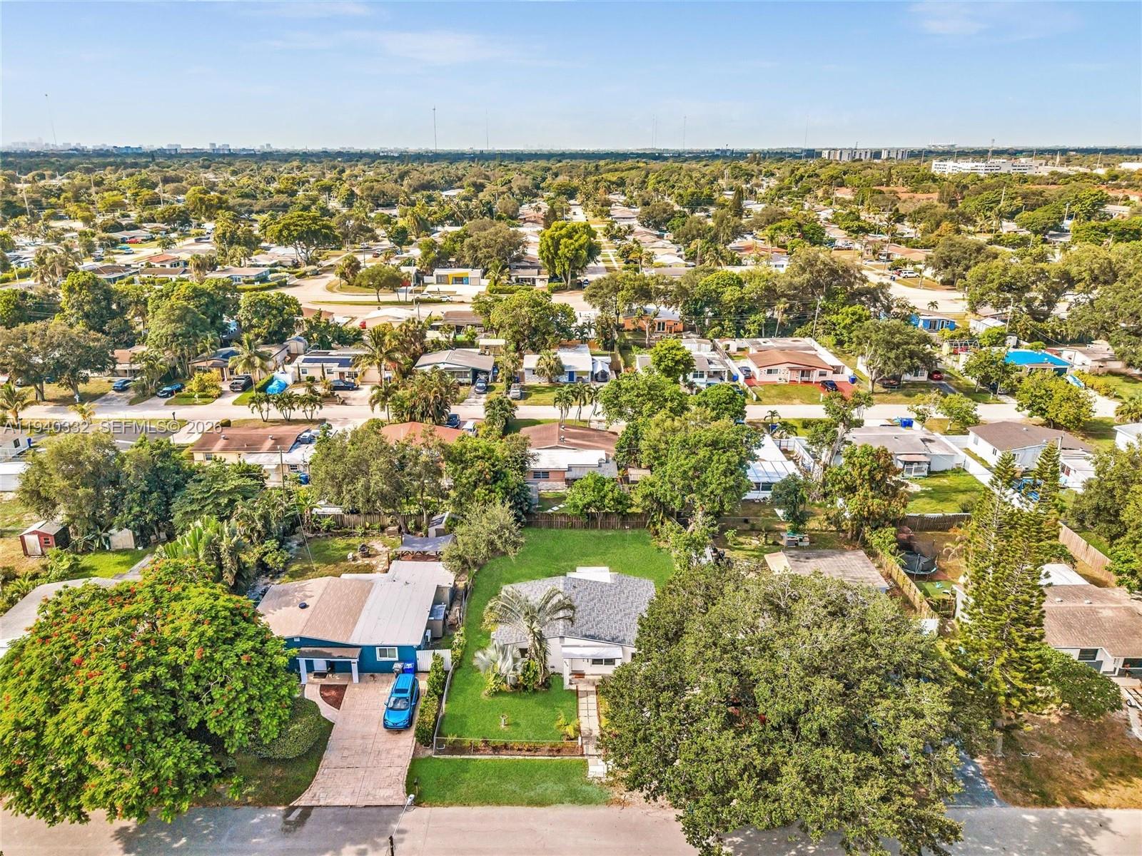 5710 Raleigh Street Hollywood, FL 33021 - Photo 30 of 34