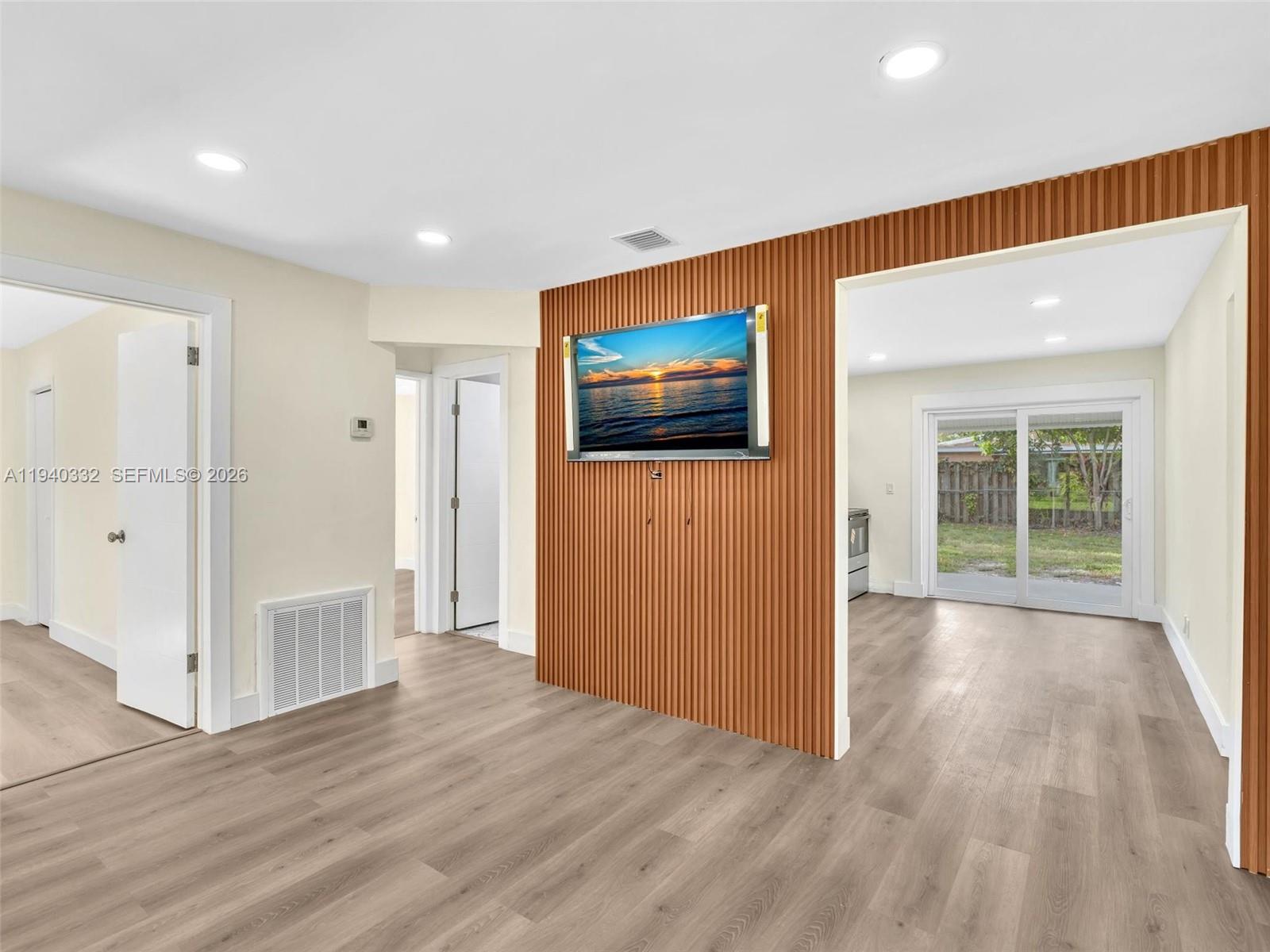 5710 Raleigh Street Hollywood, FL 33021 - Photo 6 of 34