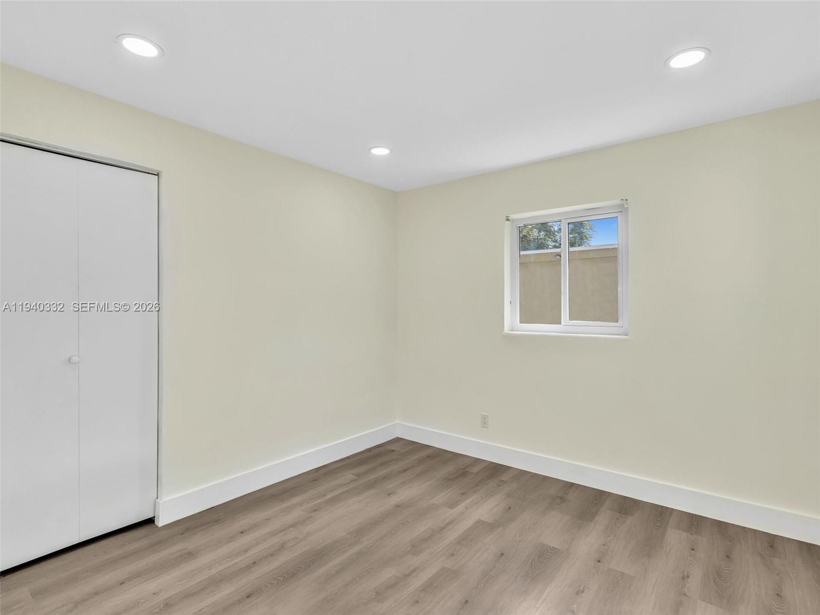 5710 Raleigh Street Hollywood, FL 33021 - Photo 8 of 34