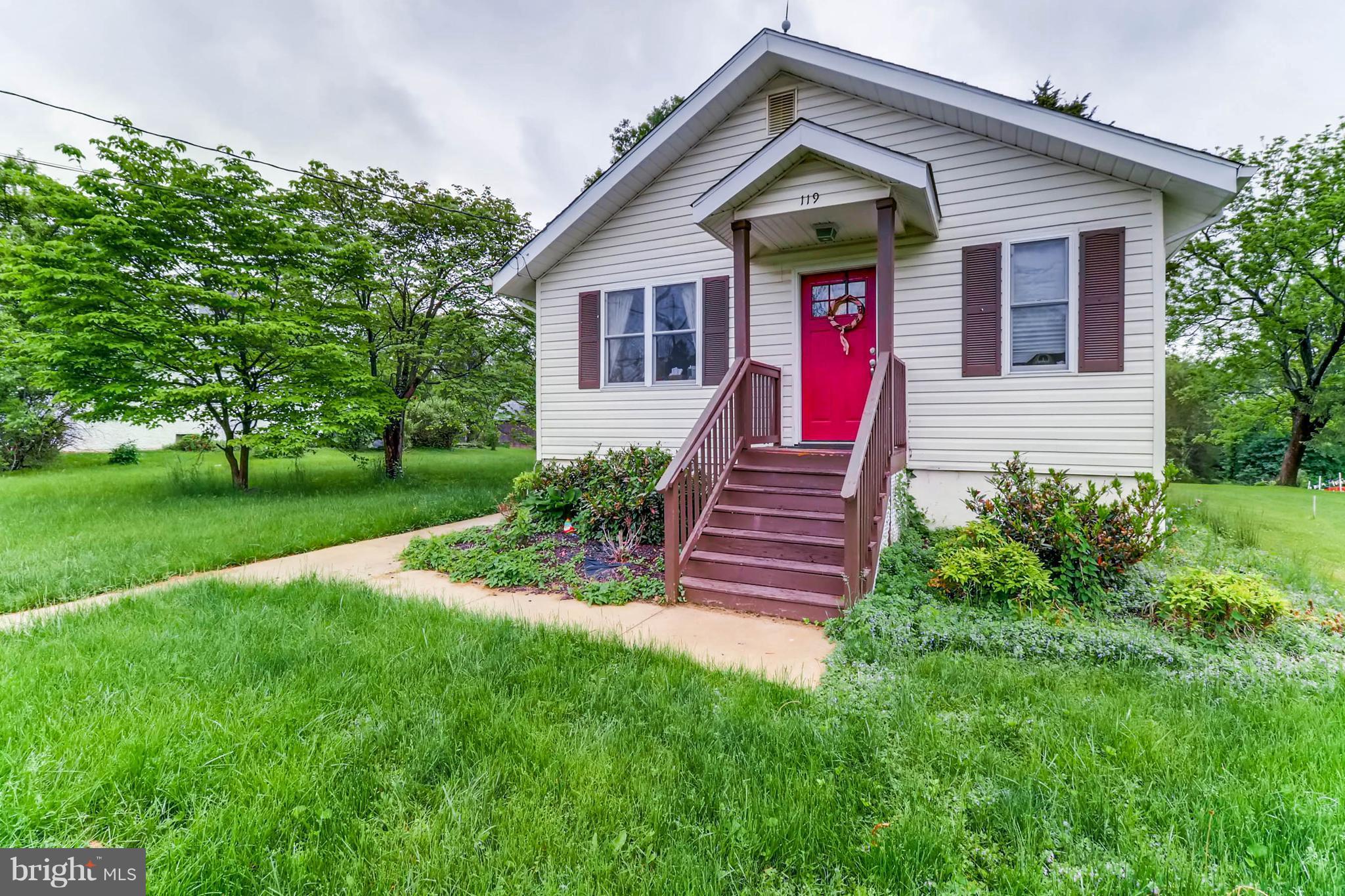 119 Byway Road Owings Mills, MD 21117 - Photo 4 of 30 Exterior (Front)