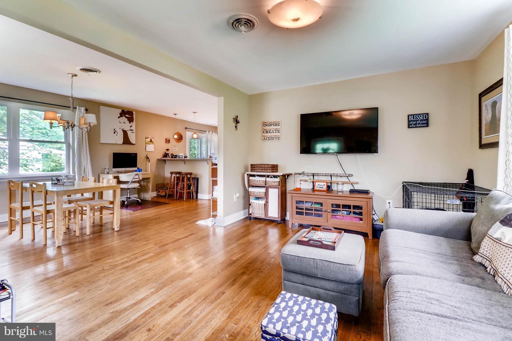 119 Byway Road Owings Mills, MD 21117 - Photo 6 of 30 Living Room