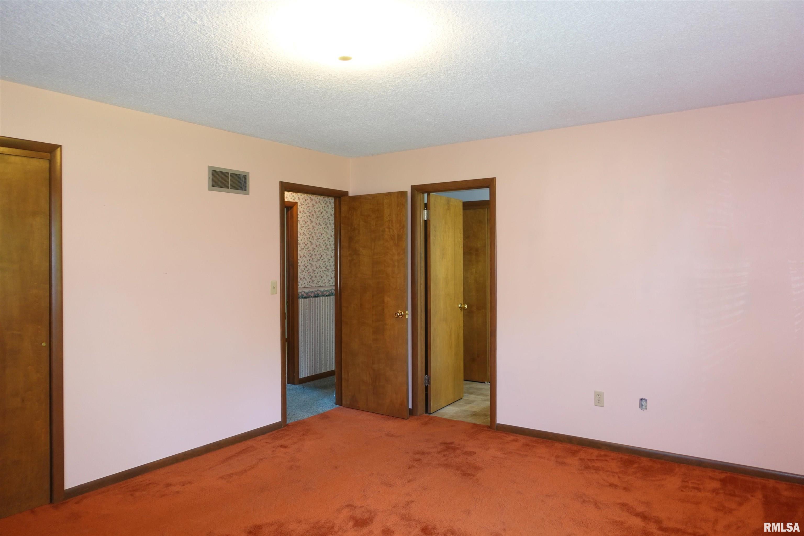 224 East Victoria Street Wataga, IL 61488 - Photo 27 of 40