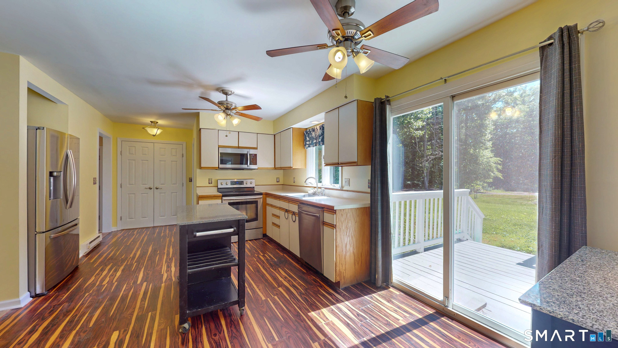382 Cold Spring Drive Westbrook, CT 06498 - Photo 11 of 37