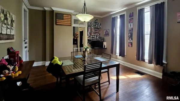 $129,900 | 1330 North 6th Street, Quincy, IL 62301