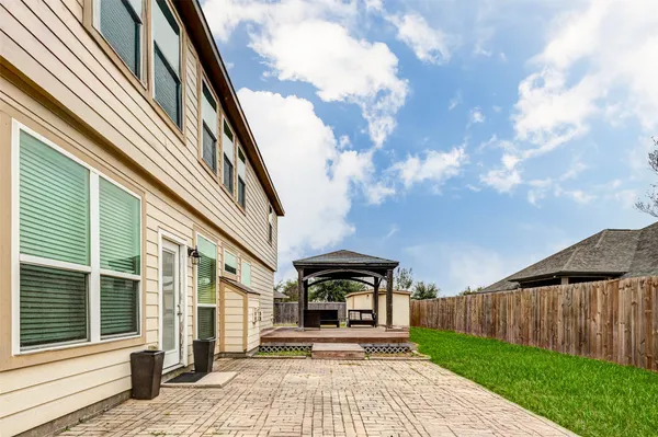 $2,800 | 7638 Alum Lane, Baytown, TX 77521