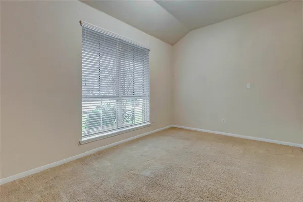 $2,800 | 7638 Alum Lane, Baytown, TX 77521