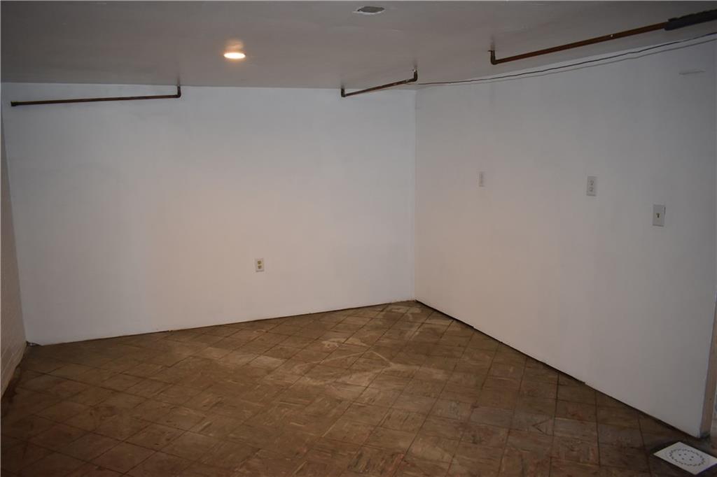 327 Reservoir Road Apollo, PA 15613 - Photo 22 of 25 Extra room on lower level.