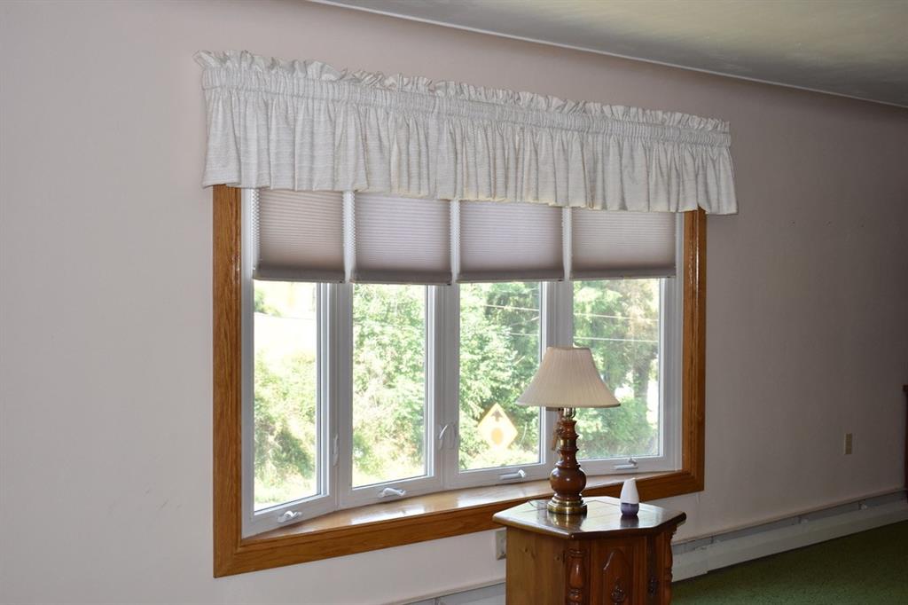 327 Reservoir Road Apollo, PA 15613 - Photo 7 of 25 Beautiful newer BAY WINDOW