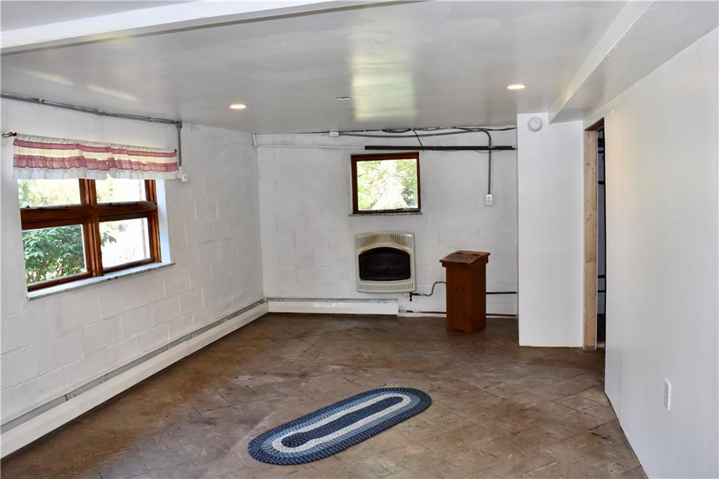 327 Reservoir Road Apollo, PA 15613 - Photo 10 of 25 Entry room waiting to become the Family room or man cave.