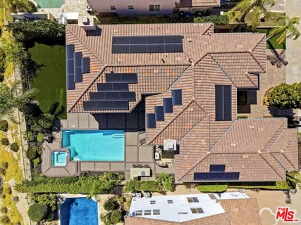 $2,249,000 | 20274 Vía Medici, Porter Ranch, CA 91326