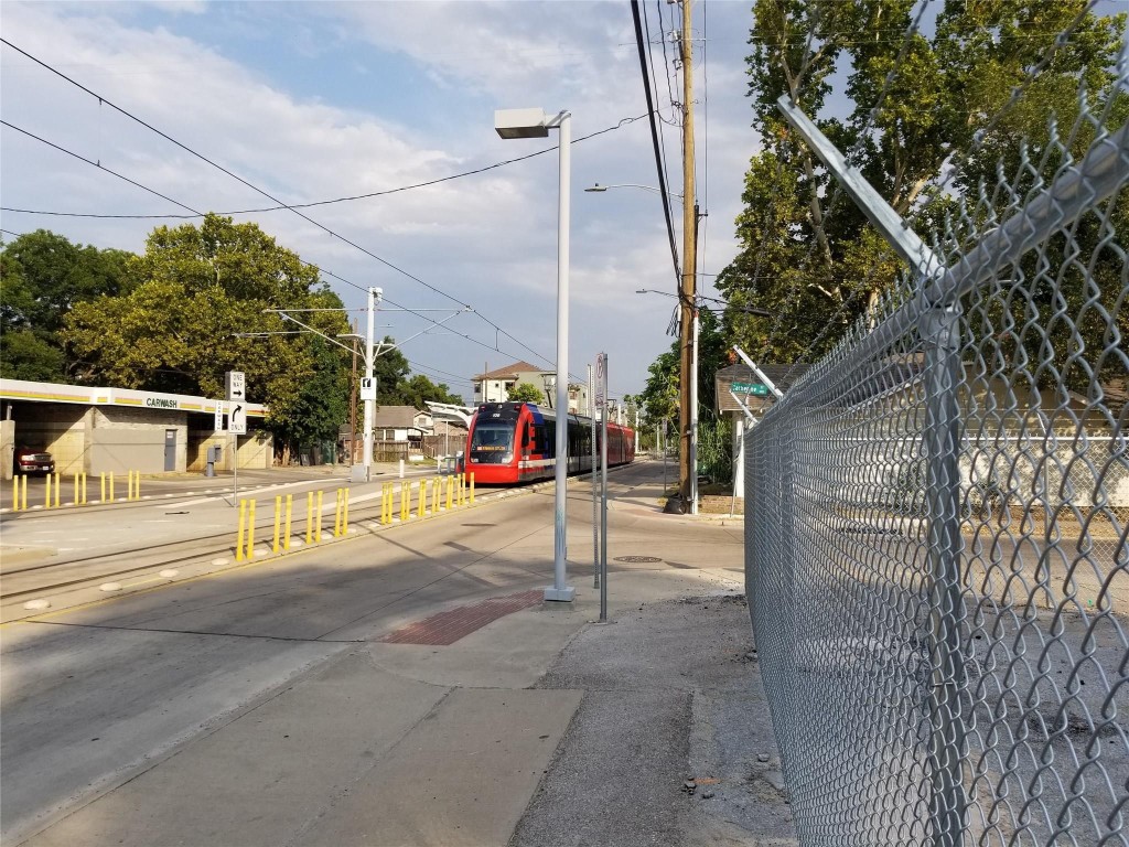 3903 Fulton Street Houston, TX 77009 - Photo 15 of 16