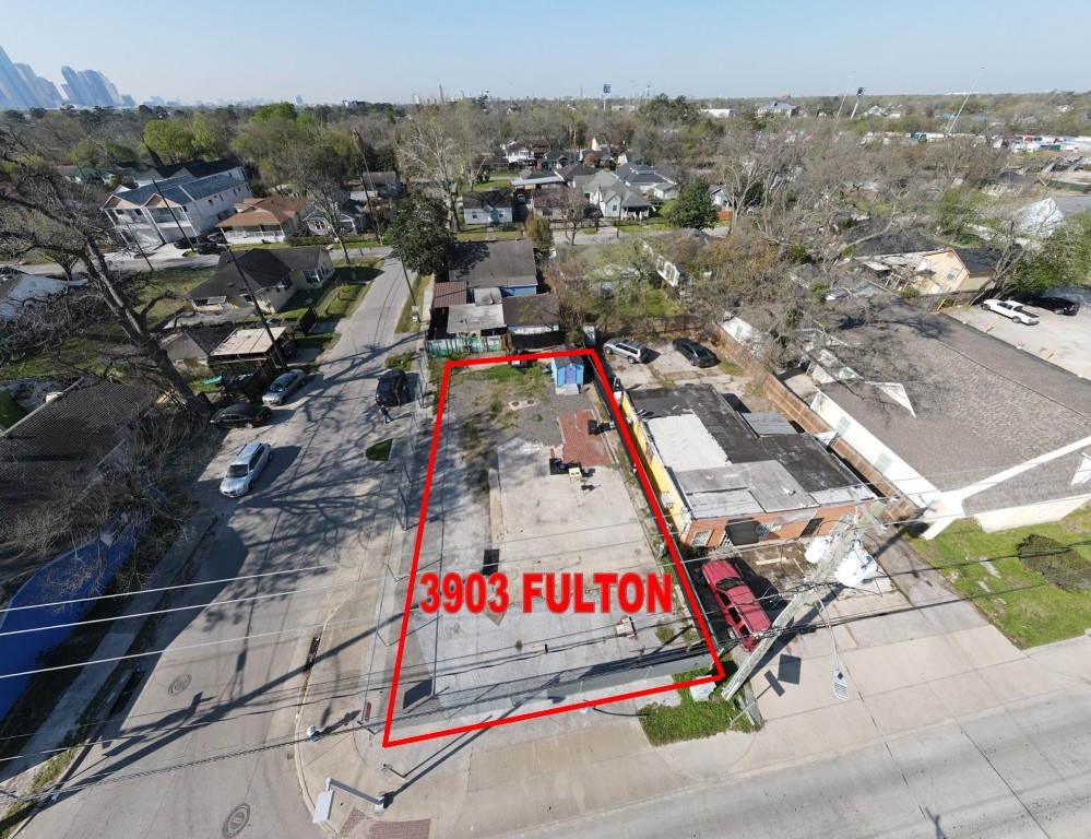 3903 Fulton Street Houston, TX 77009 - Photo 9 of 16 a view of city