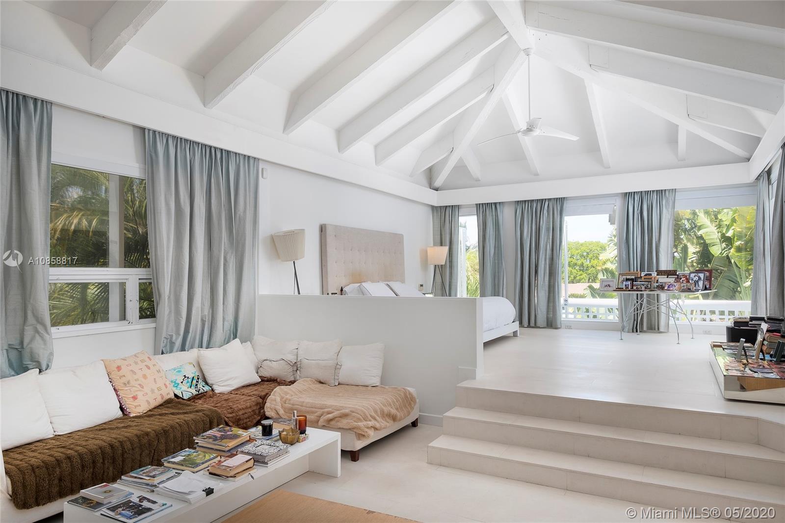 1925 Northeast 118th Road North Miami, FL 33181 - Photo 9 of 21 Gallery Image 9