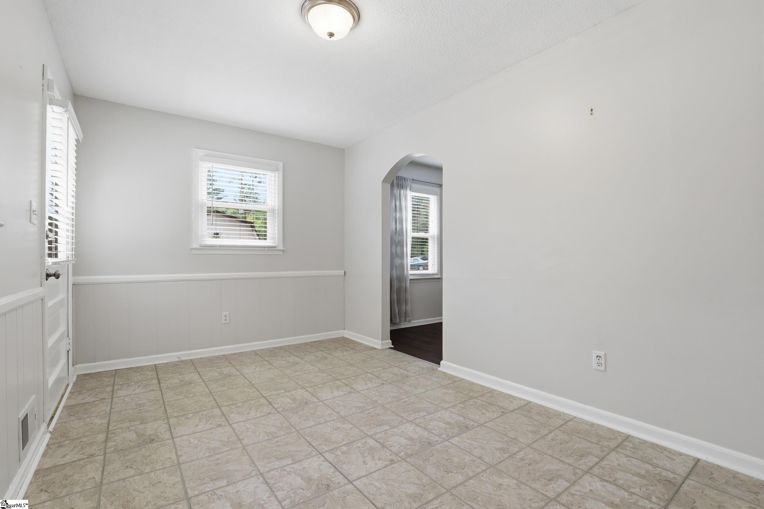 1045 Knollwood Acres Road Boiling Springs, SC 29316 - Photo 8 of 32