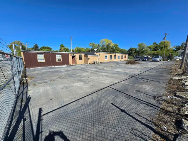 $150,000 | 1100 South Macedonia Avenue, Muncie, IN 47302