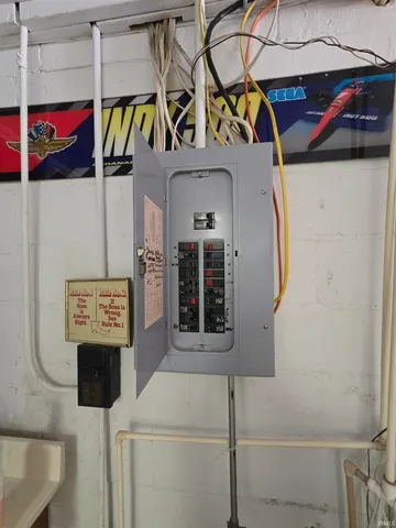 $150,000 | 1100 South Macedonia Avenue, Muncie, IN 47302