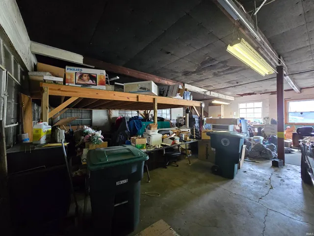 $150,000 | 1100 South Macedonia Avenue, Muncie, IN 47302