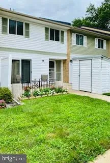 $2,300 | 15064 Haslemere Court, Unit 262C, Silver Spring, MD 20906