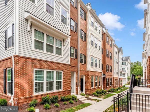 $393,500 | 9374 Seney Lane, Unit 567, Owings Mills, MD 21117