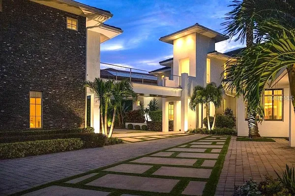 $5,000,000 | 9721 Carillon Park Drive, Windermere, FL 34786