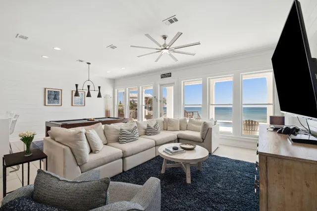 a view of utility room