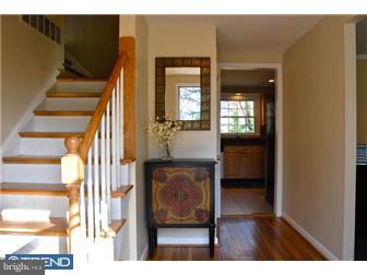 205 Red Stone Ridge Cherry Hill, NJ 08034 - Photo 2 of 12