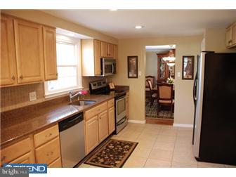 205 Red Stone Ridge Cherry Hill, NJ 08034 - Photo 6 of 12