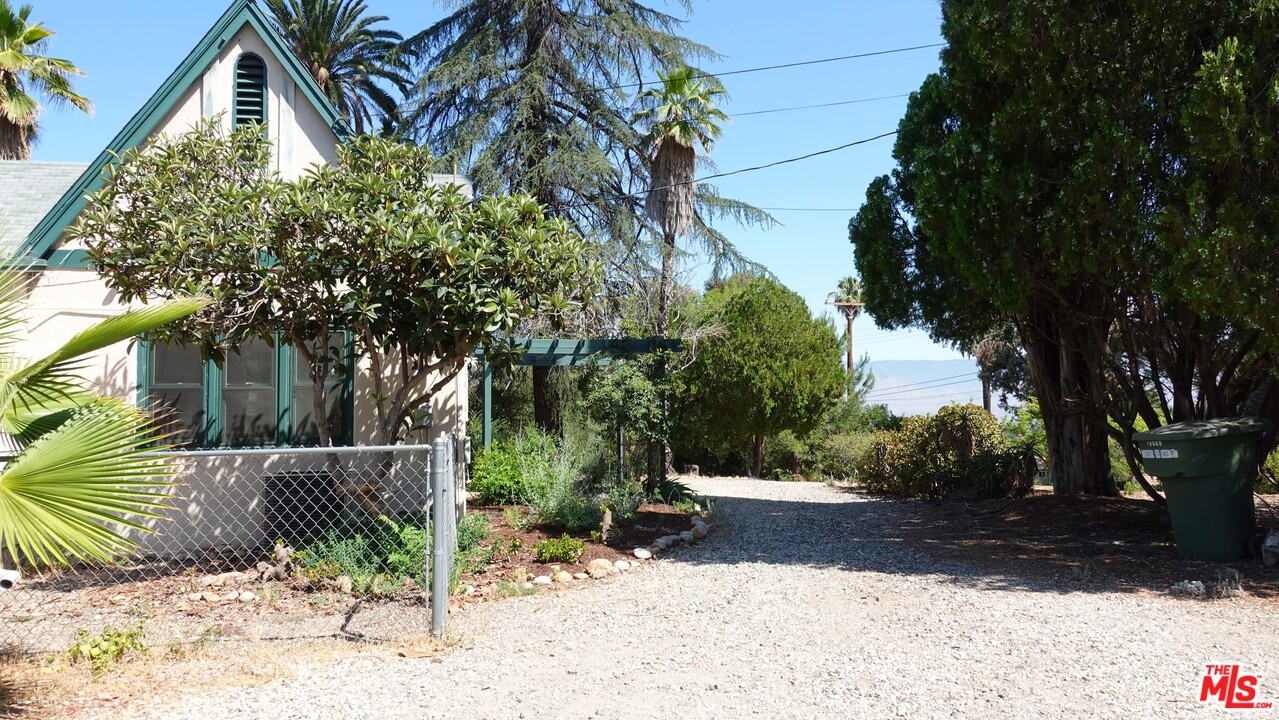 1578 Ridge Street Redlands, CA 92373 - Photo 9 of 15