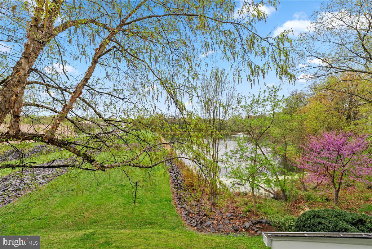 1708 Lake Shore Crest Drive, Unit 24 Reston, VA 20190 - Photo 23 of 25