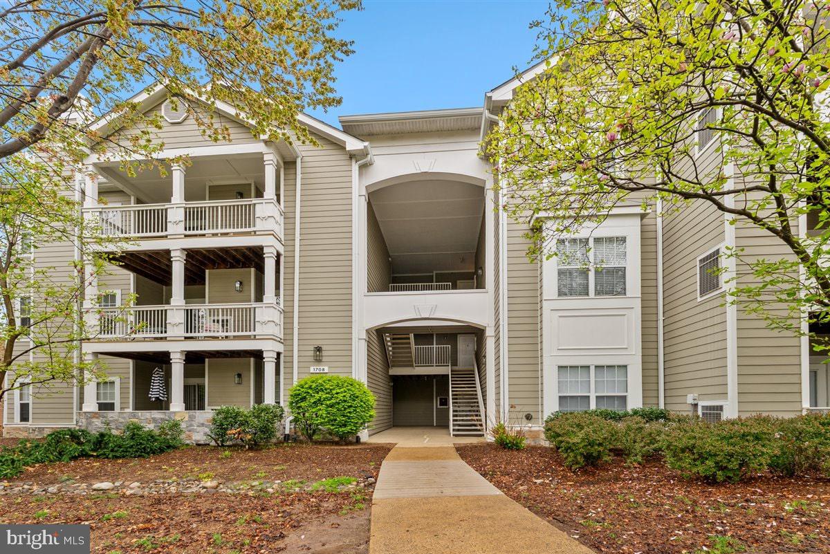1708 Lake Shore Crest Drive, Unit 24 Reston, VA 20190 - Photo 3 of 25