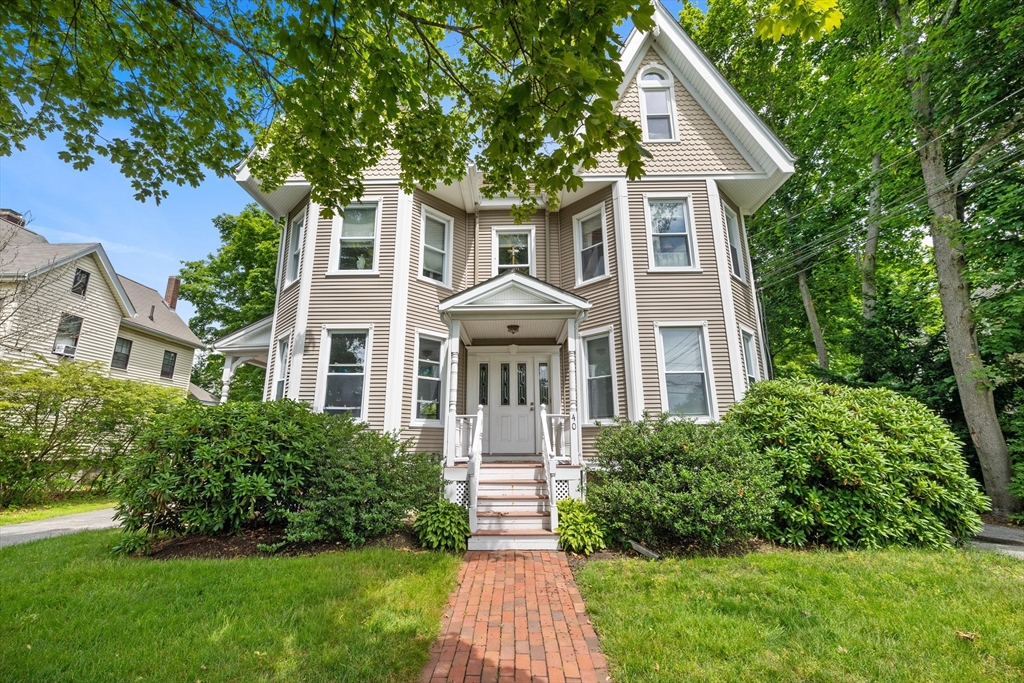 40 Chestnut Street, Unit 1 Andover, MA 01810 - Photo 2 of 20