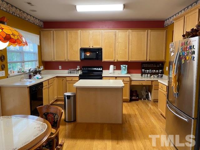 7405 Silver View Lane Raleigh, NC 27613 - Photo 7 of 17 Gallery Image 7