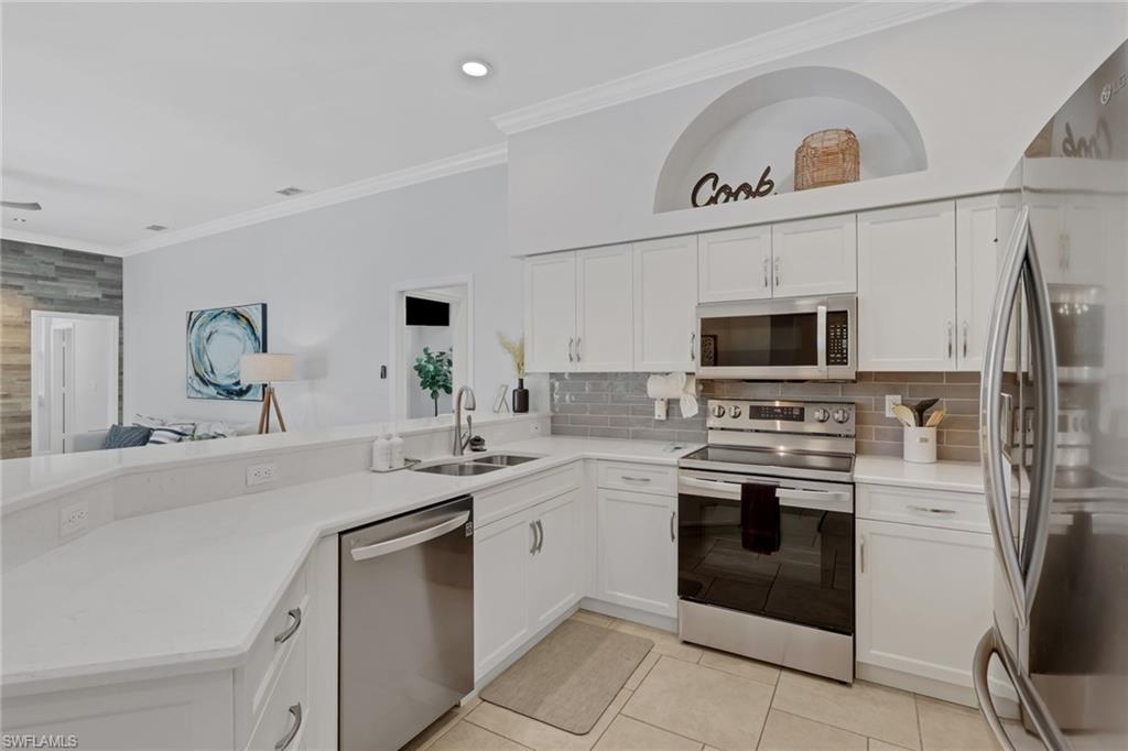 5121 Coldstream Lane Naples, FL 34104 - Photo 13 of 50 Gallery Image 13