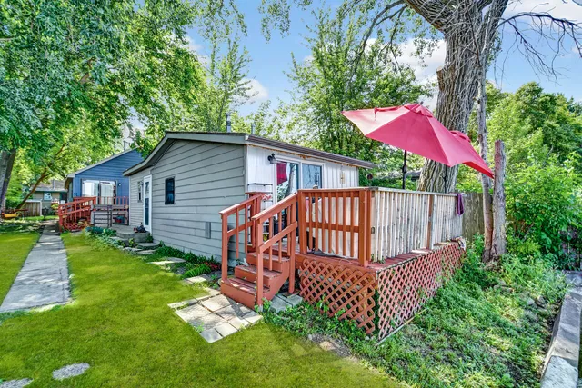 $549,873 | 50 North Lake Avenue, Fox Lake, IL 60020