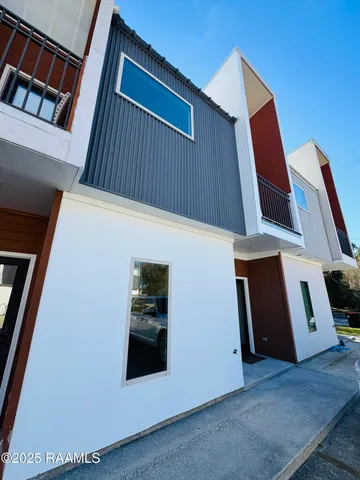 $1,375 | 113 Bayou Street, Unit 115, Lafayette, LA 70503