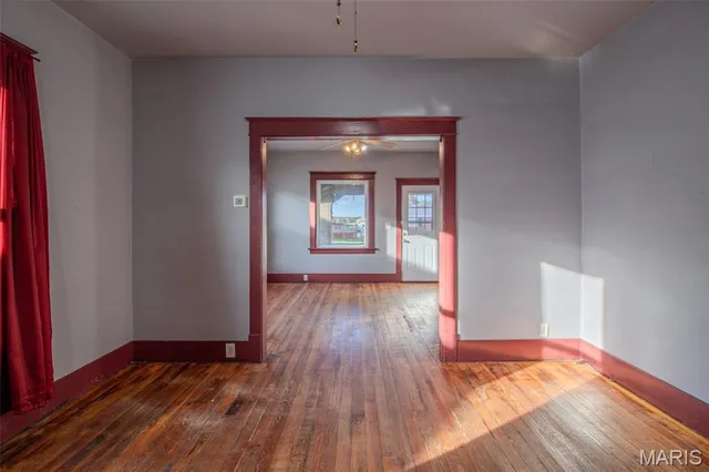 $99,900 | 124 West Prairie Street, Staunton, IL 62088