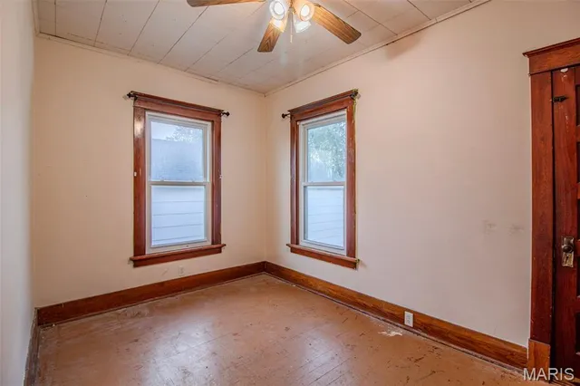 $99,900 | 124 West Prairie Street, Staunton, IL 62088