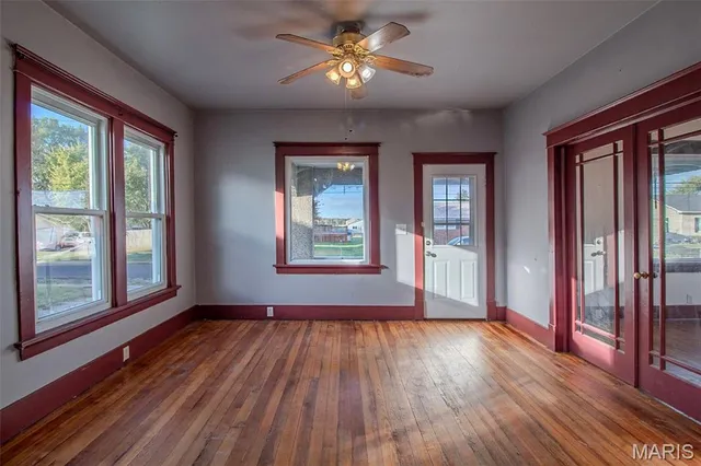 $99,900 | 124 West Prairie Street, Staunton, IL 62088