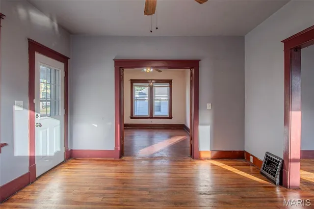 $99,900 | 124 West Prairie Street, Staunton, IL 62088