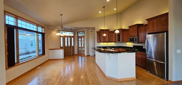 $679,900 | 440 Grandview Drive, Waunakee, WI 53597