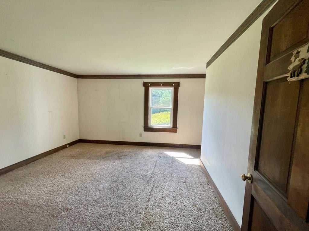 616 Stillwell Road Draper, VA 24324 - Photo 8 of 33 Gallery Image 8